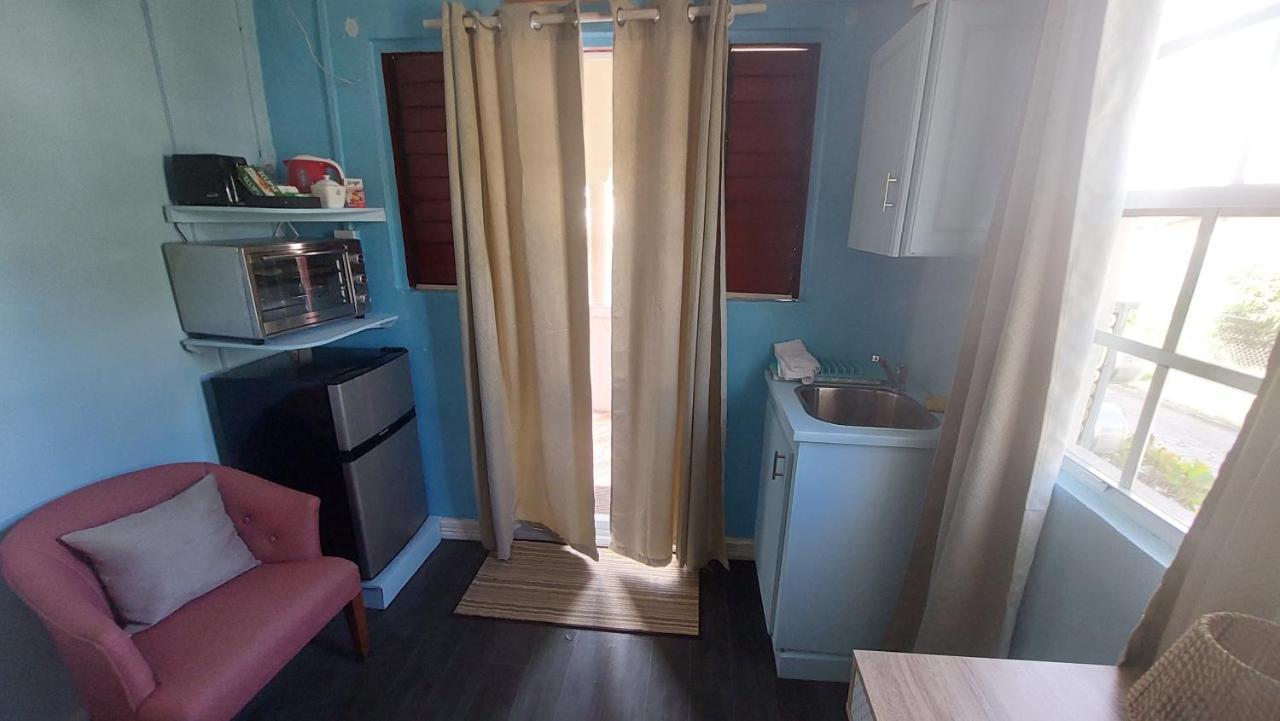 Carmen'S Cozy Studio Μπριτζτάουν Εξωτερικό φωτογραφία